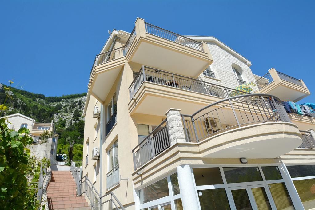Apartments Vista Muo Cattaro Esterno foto